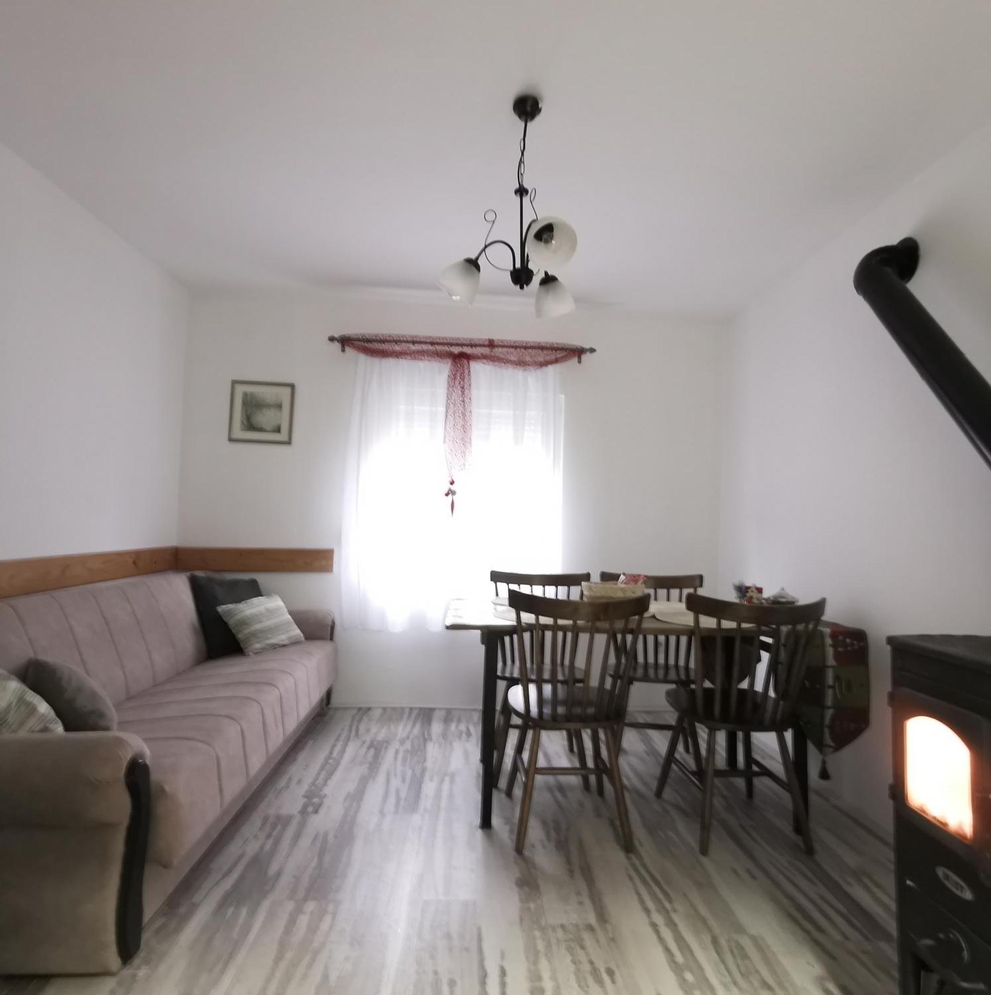Kuca Za Odmor Artemida Holiday home *